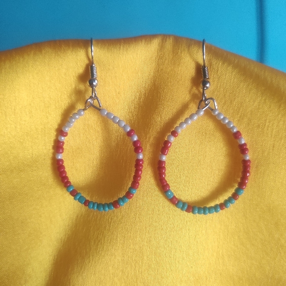EARRINGS - Picture 3 of 4
